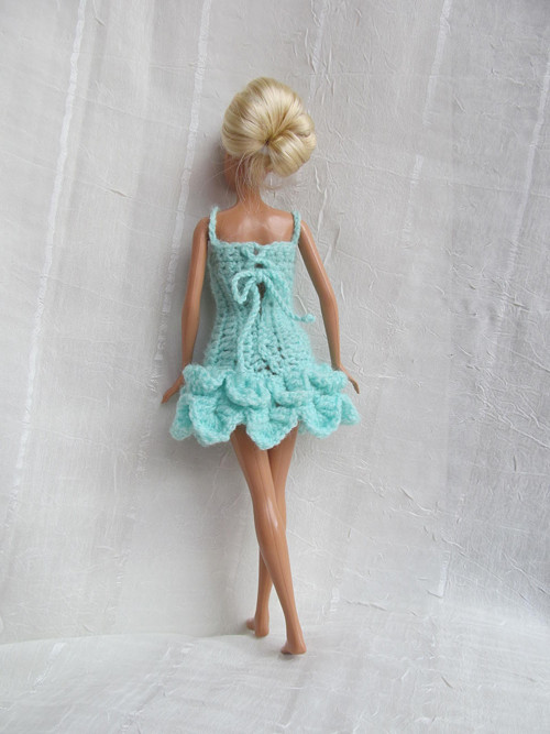 Zelenkavé letní šaty pro Barbie — foto 5
