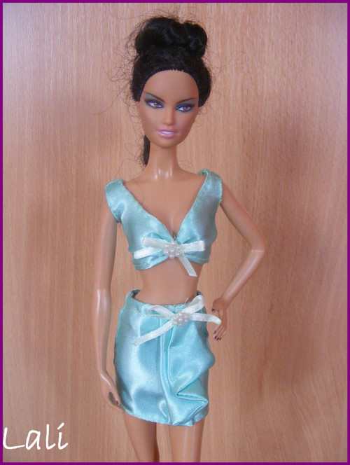 Zelené šatičky pro Model Muse Barbie 7. — foto 3