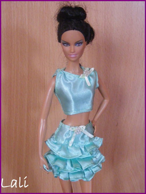 Zelené šatičky pro Model Muse Barbie č. 8. — foto 2
