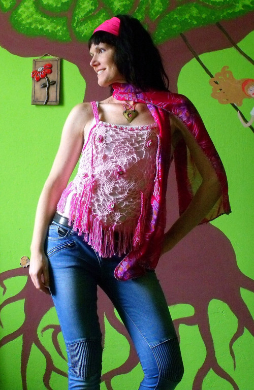 Háčkovaný top NĚHA SRDCE — foto 4