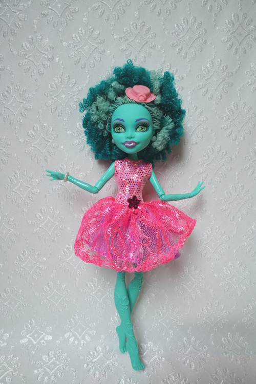 Šaty pro MH / Ever After High — foto 2