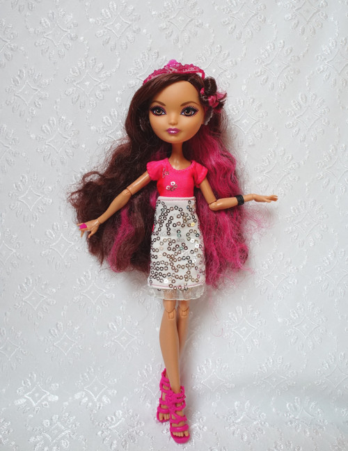 Šaty s flitry pro MH / Ever After High — foto 2