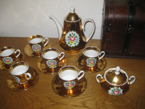 Kávový servis zlacený-luxusní — foto 2