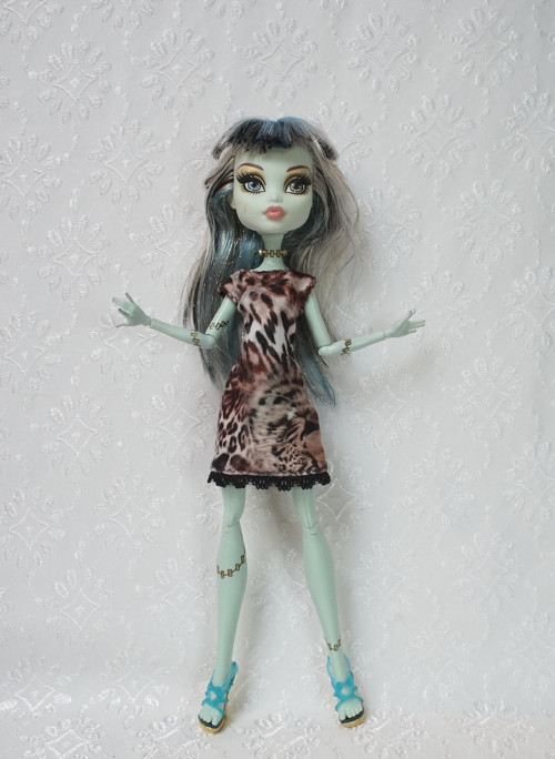 Letní šaty pro Monster High — foto 2