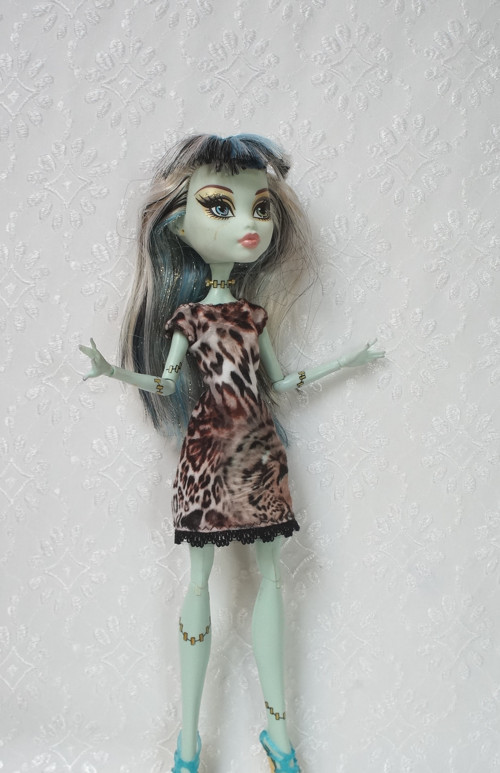 Letní šaty pro Monster High — foto 3