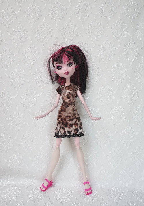 Letní šaty pro Monster High — foto 2