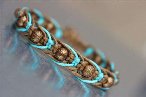 Mé tajemství.. Náramek macramé/shamballa — foto 3