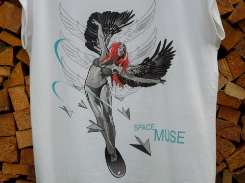 The surfing muse in white....SLEVA — foto 3
