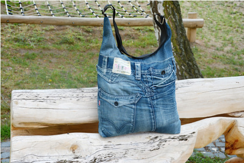 "Levis" — foto 2