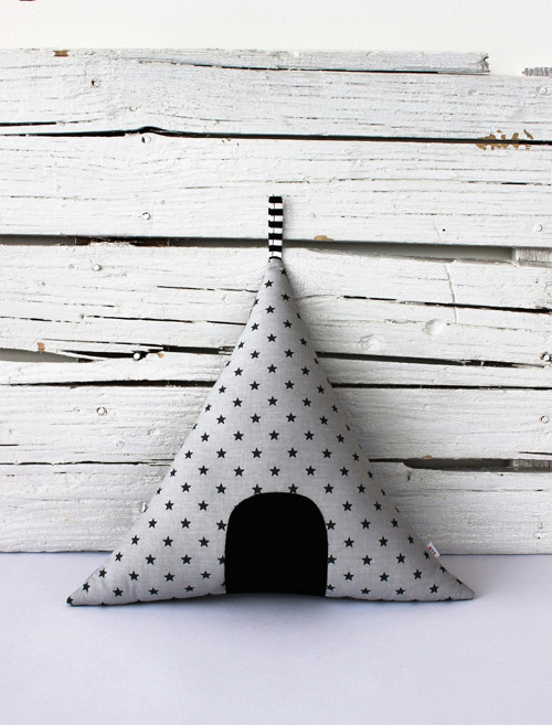 Polštářek Teepee malý — foto 2