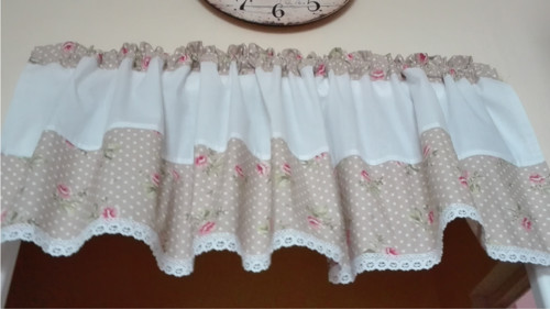 Záclonka růže s puntíky — foto 3