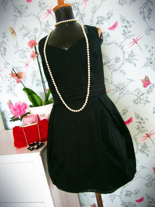 Little black dress srdcové — foto 2