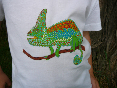 Pískací tričko - chameleon — foto 2