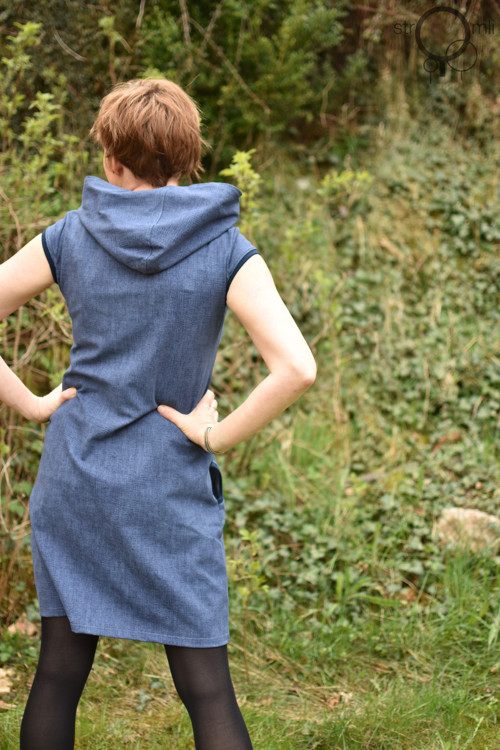 Denim pohodové šaty, vel. M — foto 2