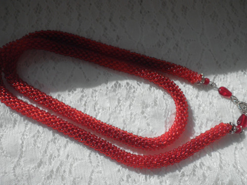 Červený lariat — foto 2