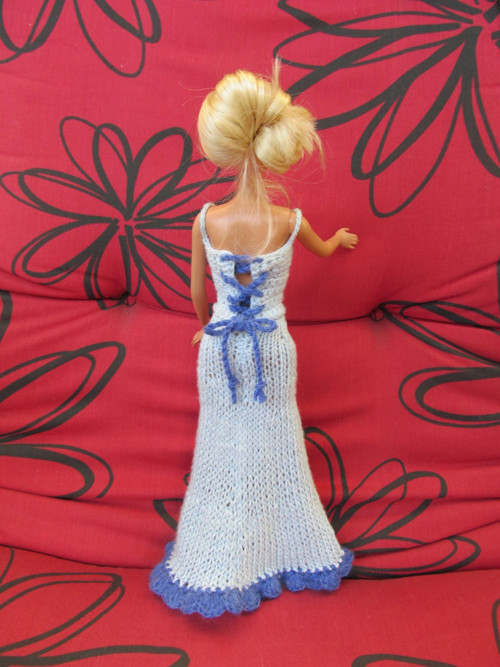 Modré dlouhé šaty pro Barbie — foto 2