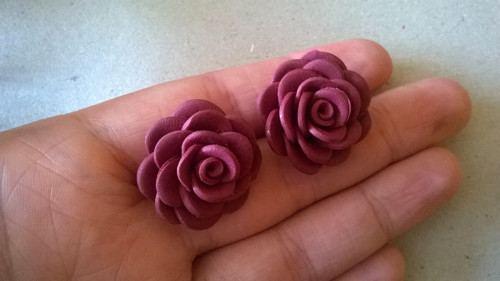 Purpurové růže do uší- pecky — foto 3