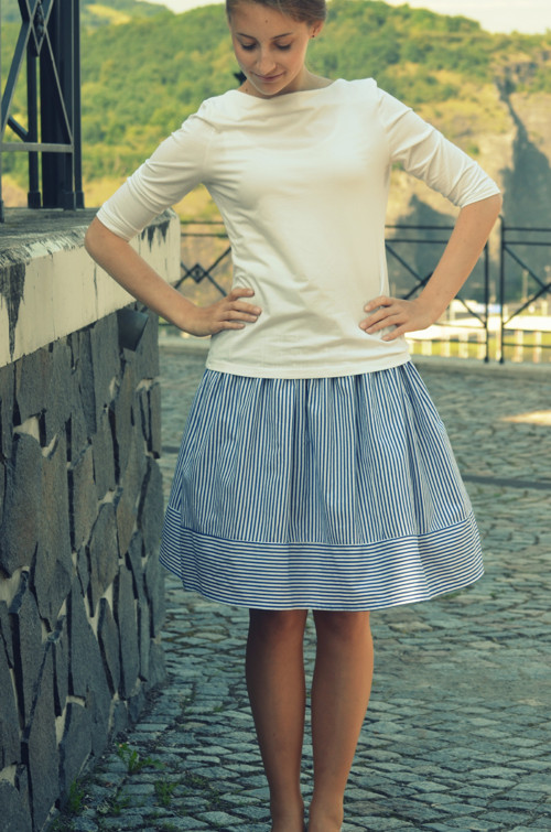 CUPCAKE sukně, modrá použkovaná s lemem — foto 3