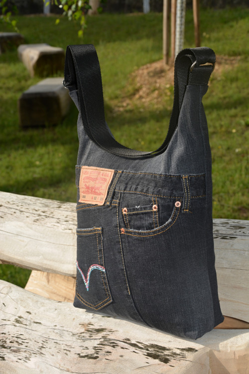 "Levis" — foto 3