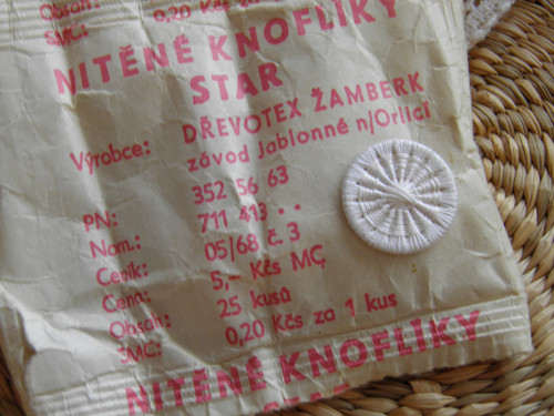 Nitěný knoflík — foto 5