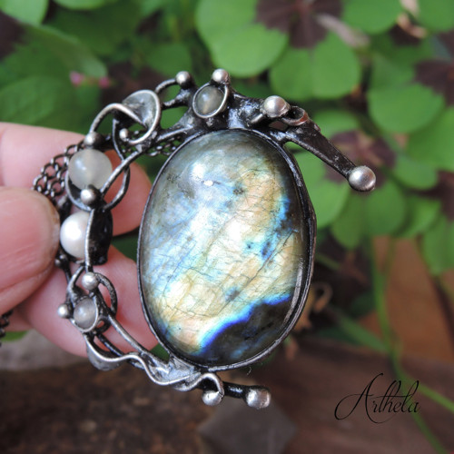 Mysterious Moon - labradorit, perla, serpentinit — foto 2