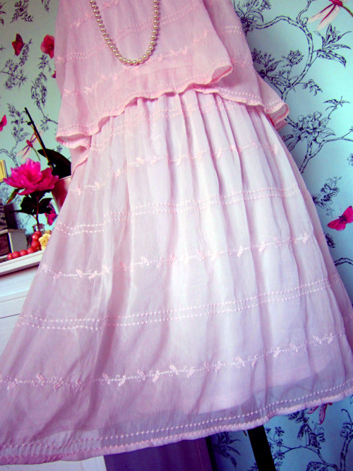 Šaty powder pink éterické — foto 4