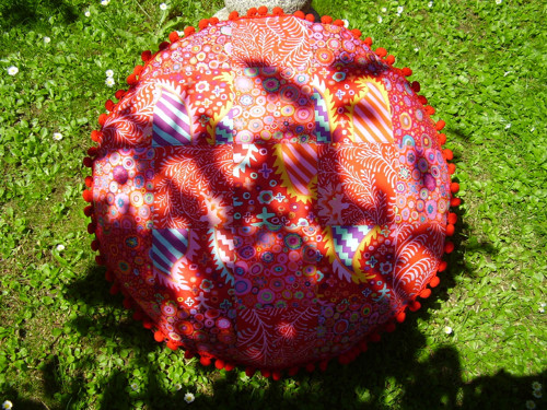 Meditační sedák Tanečnice (průměr 50 cm) — foto 2