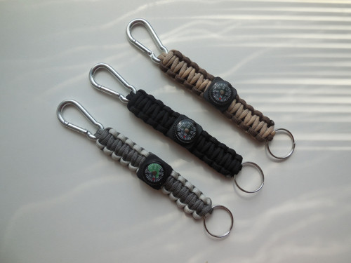 Paracord klíčenka s kompasem — foto 2