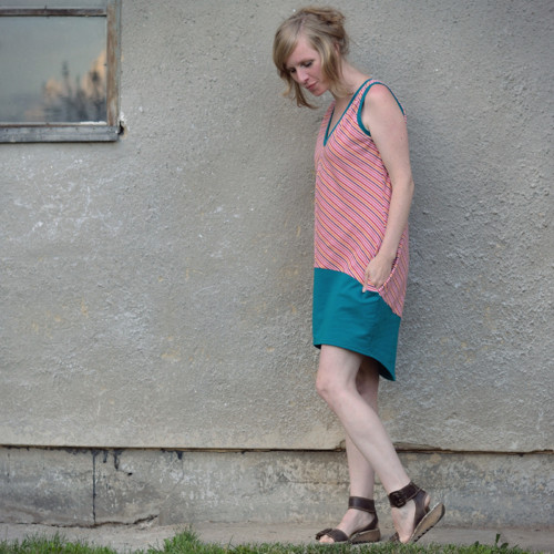 Sleep Walking II - šatičky s voskovou batikou — foto 3