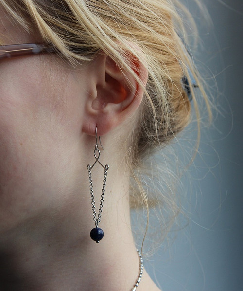 Tajemství Venuše ∞ lapis lazuli, chir. ocel — foto 2