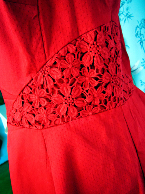 Šaty fatal red — foto 3