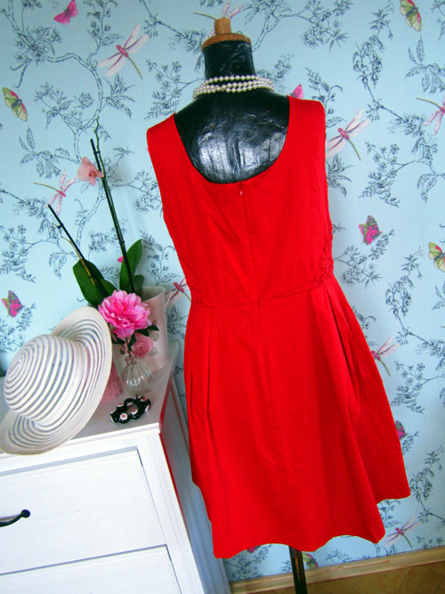 Šaty fatal red — foto 6