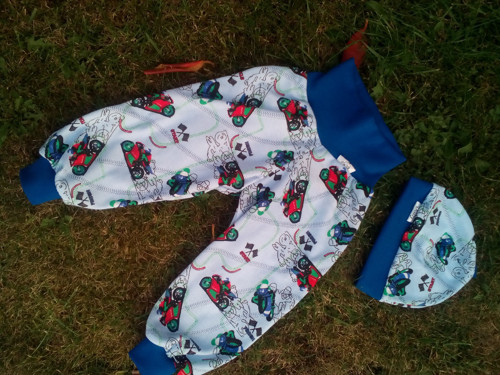 Tepláčky - moto GP — foto 2