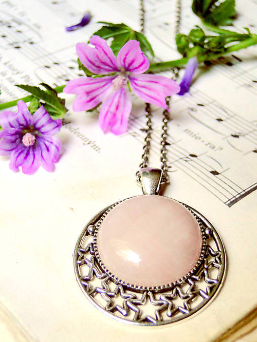 Antique Rose Quartz / Náhrdelník s růženínem — foto 2