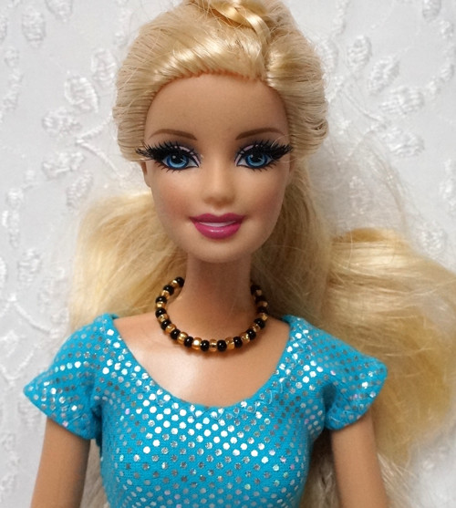 Šperk pro Barbie -černo-zlatý — foto 2