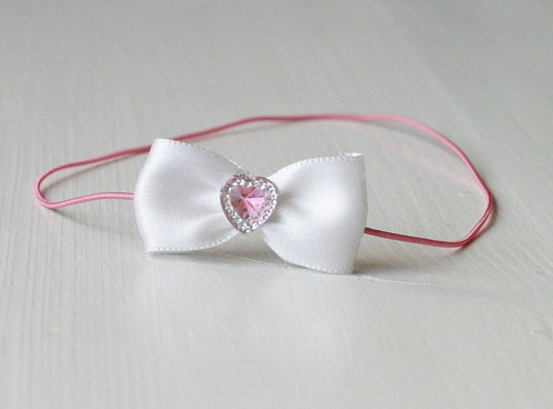 Čelenka pro newborn - bílá mašlička — foto 3