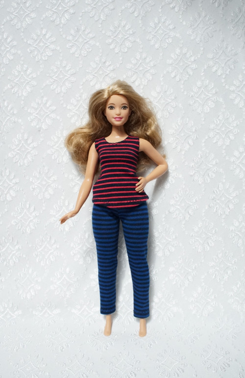 Pyžamko pro Barbie 2016 - baculku — foto 2