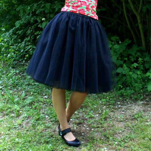 Černá tylová sukně — foto 4
