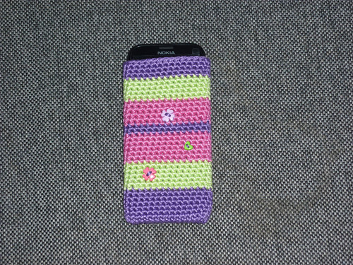 Obal na mobil s knoflíčky — foto 4