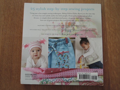 Kniha Making childrens clothes — foto 2