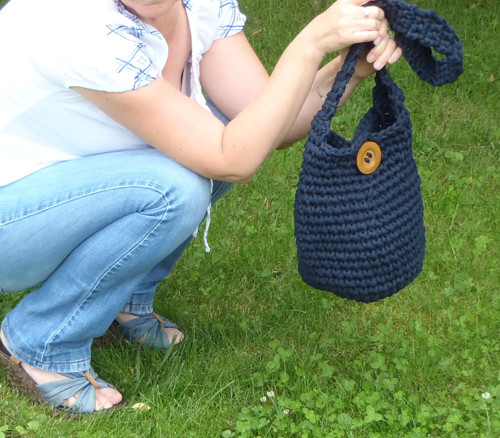Modrá s dřevěným knoflíkem — foto 2