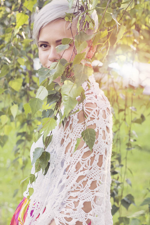 Ručně háčkovaný pléd v boho stylu — foto 4