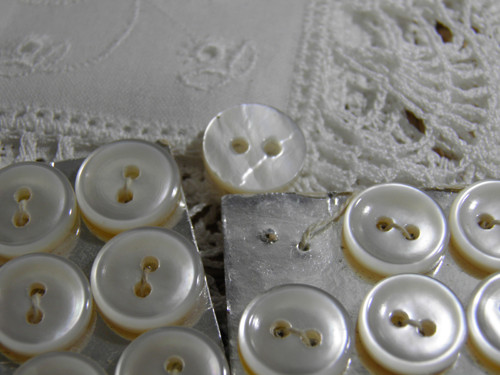 Perleťové knoflíky — foto 3