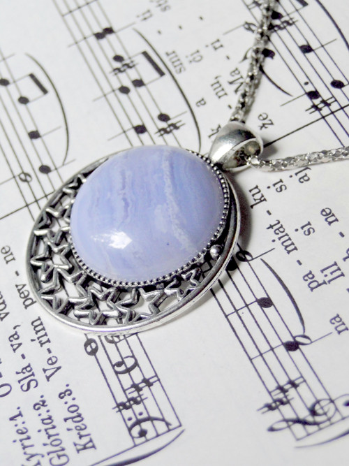 Antique Chalcedony / Náhrdelník s chalcedonem — foto 2