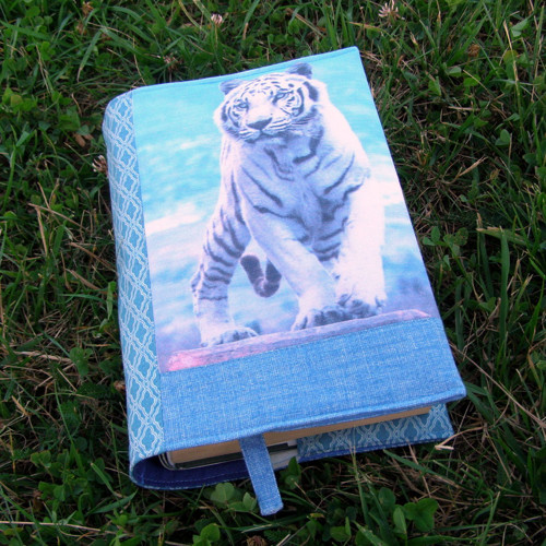 "Panthera tigris" - obal na knihu — foto 2