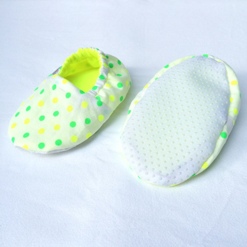 Bavlněné capáčky NEON 0-6M — foto 2