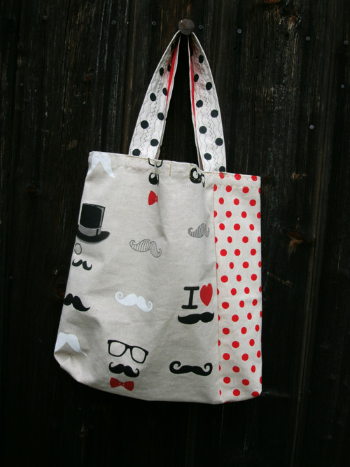 Knírkačka - in ta dots red — foto 3