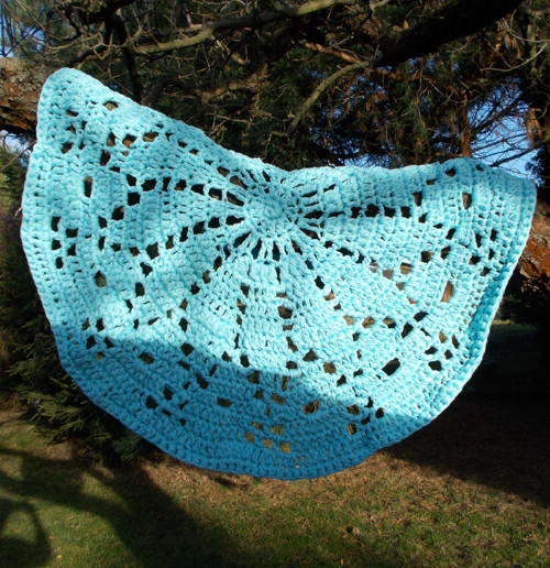 Háčkovaný kobereček - předložka - 67 cm — foto 3