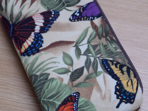 Obal na mobil - Motýli — foto 3