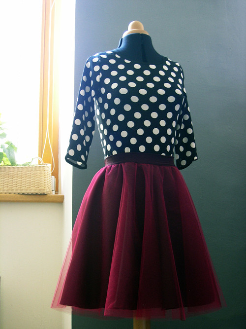Body na přání...black and white dots — foto 2
